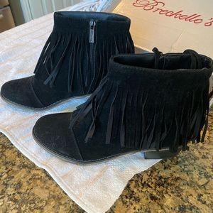 Black Fringe Booties-BRAND NEW